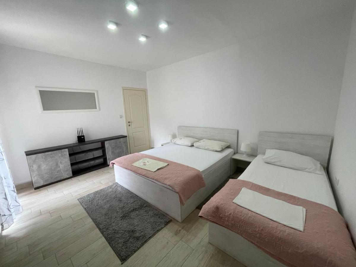 Apartments Pean تيفات المظهر الخارجي الصورة