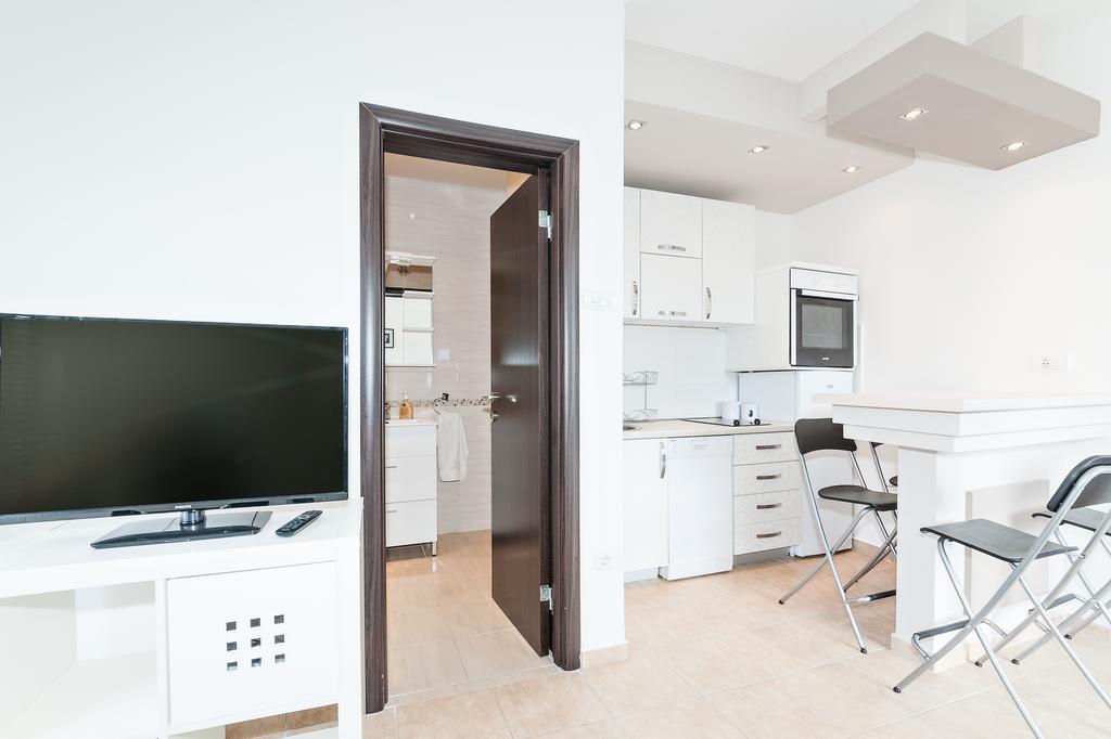 Apartments Pean تيفات الغرفة الصورة