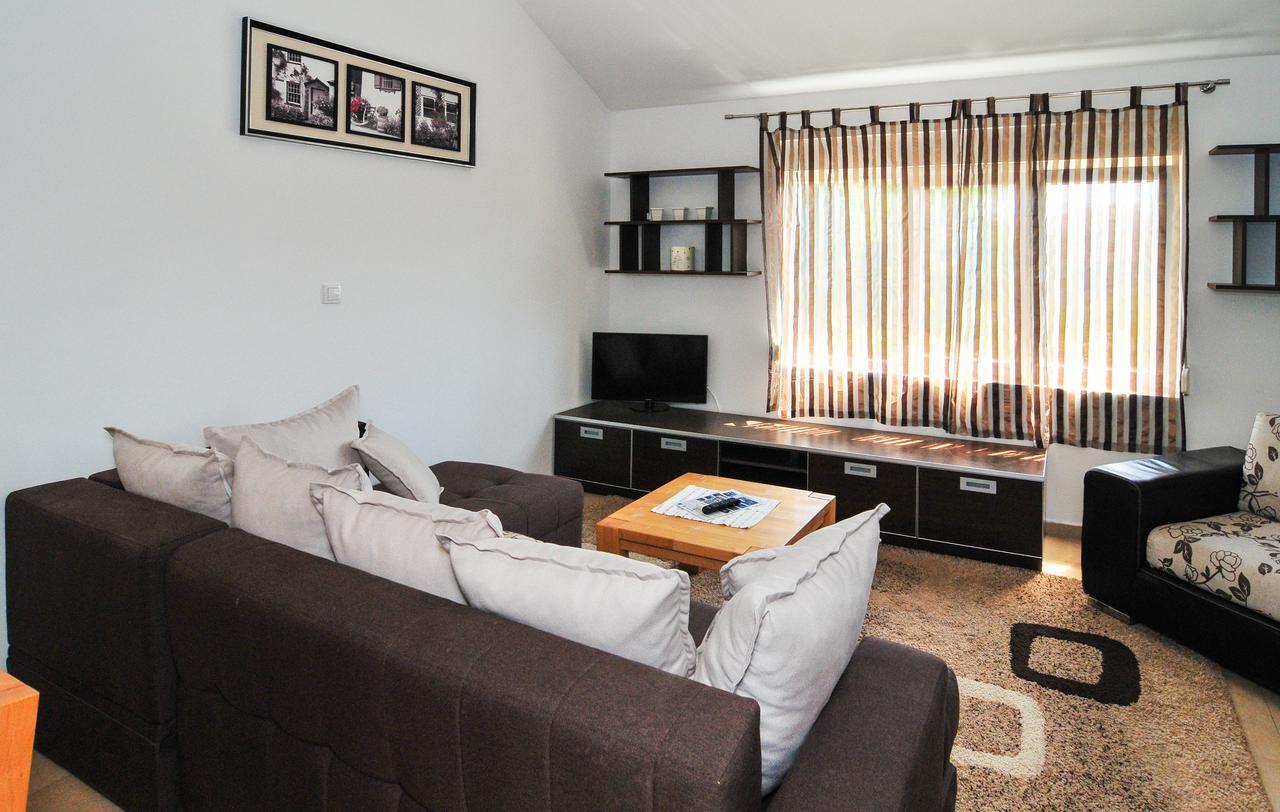 Apartments Pean تيفات المظهر الخارجي الصورة