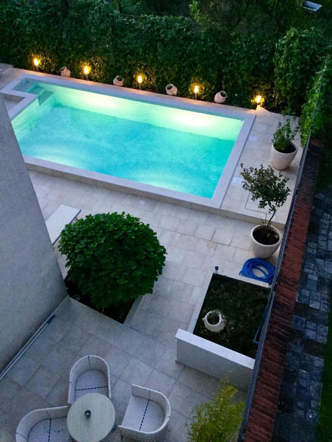 Apartments Pean تيفات المظهر الخارجي الصورة